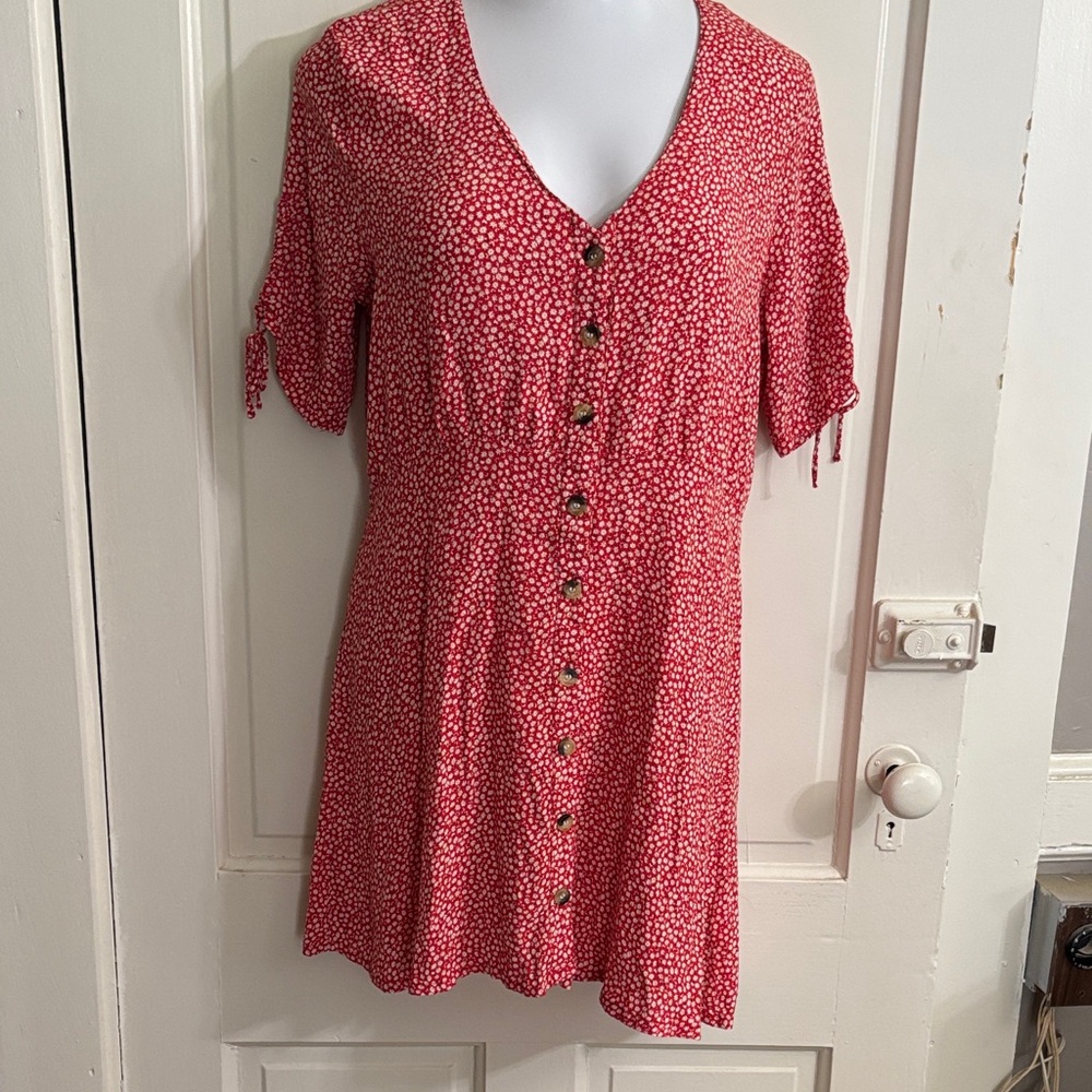 H&M Red Floral Button-Up Summer dress